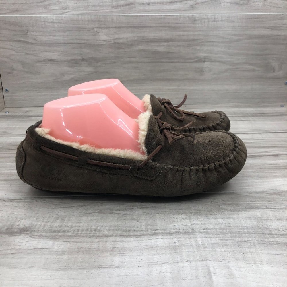 UGG Slippers Women's 8 Dakota Brown Suede Slip On Lined Shoes
